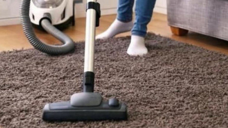 Cách vệ sinh thảm văn phòng hiệu quả và chuyên nghiệp